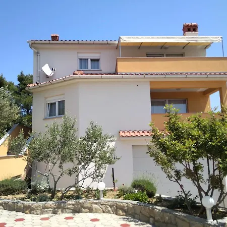Apartament Palit *