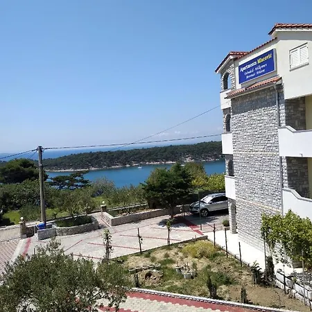 Apartment Palit Rab Town